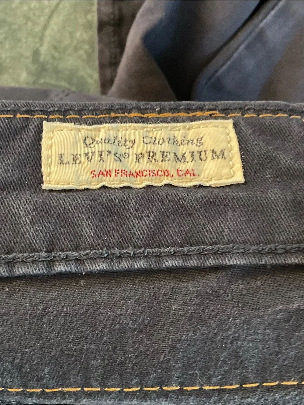 Levis 93% cotton